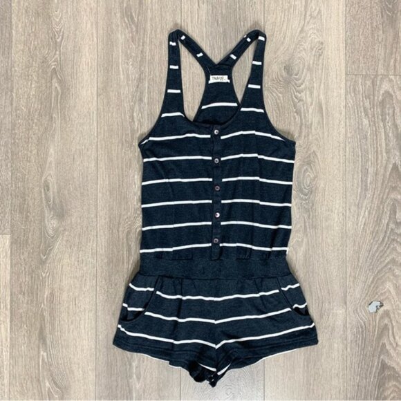 Aritzia TNA Striped Romper Playsuit Navy Blue Sleeveless Racerback Size XS - Picture 7 of 12